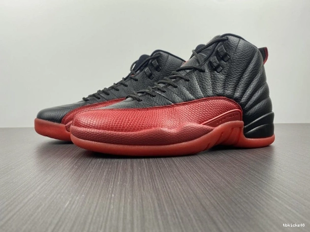 Rep TBkick Jordan (2016) Game 130690 12 002 Flu Retro 0819